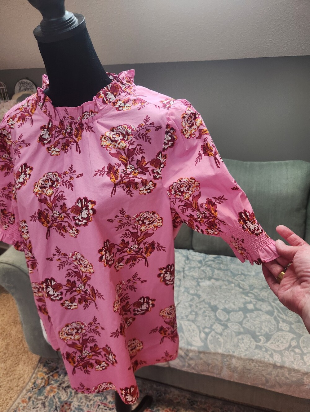 J Crew Pink Floral Ruffled Neck Short Sleeve Top Medium 100% Cotton Like New! - Picture 6 of 11
